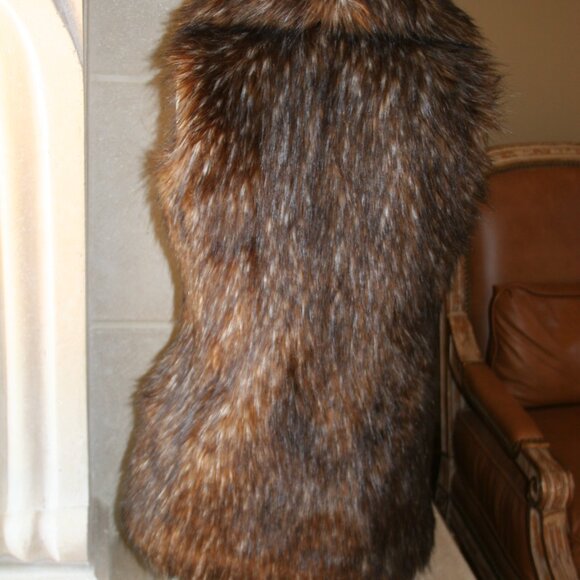 Noriko Brown Fox Faux Fur/ Vest  Size Small - Picture 3 of 14